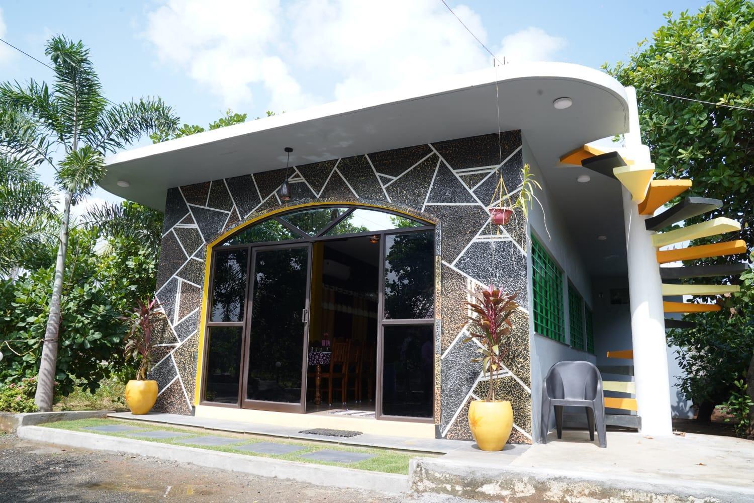 Paradise Forest Resort 蓬蒂切里 外观 照片